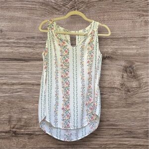 Old Navy Cream Cut Out Tank Top